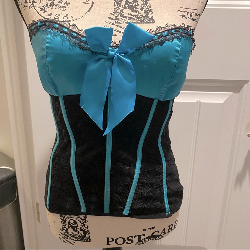 Black & Blue Corset